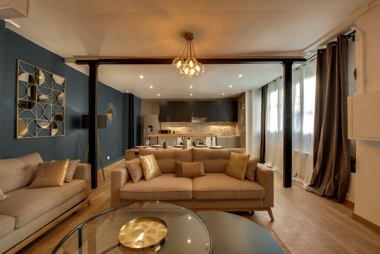 Beautiful Triplex In The Center Of Paris Apartment Bagian luar foto