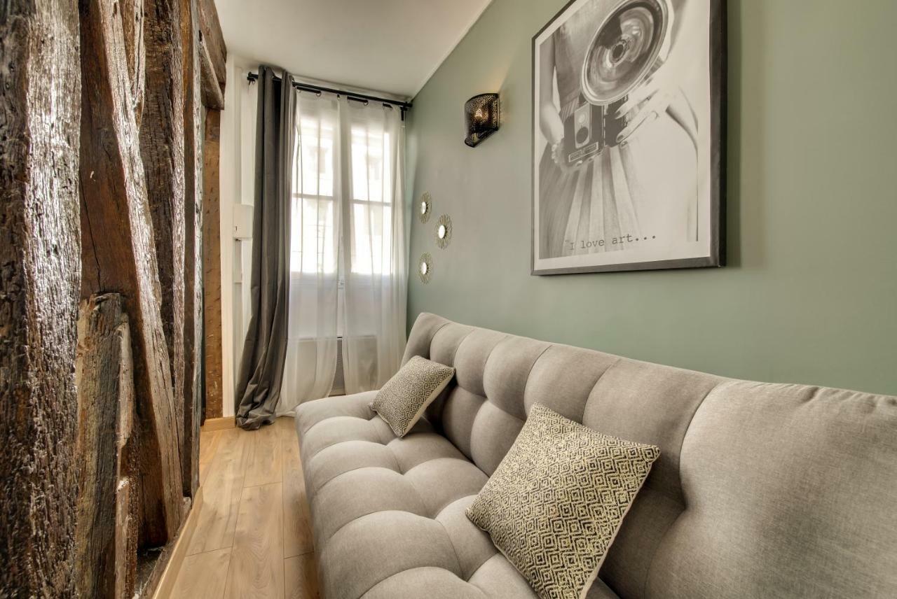 Beautiful Triplex In The Center Of Paris Apartment Bagian luar foto