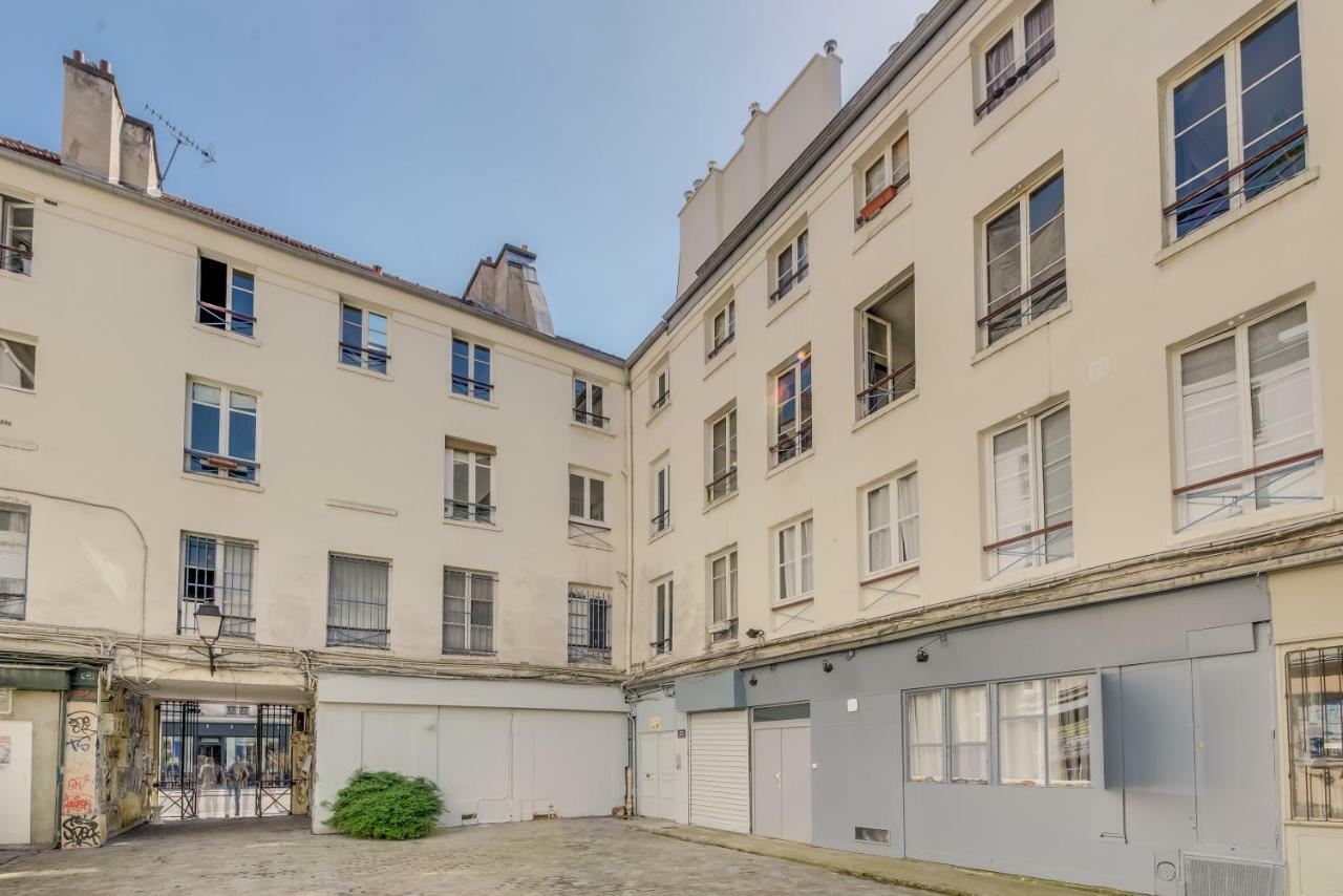 Beautiful Triplex In The Center Of Paris Apartment Bagian luar foto